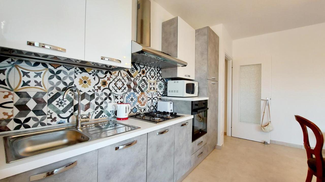 Narcisa View Lake&Pool Apartment Bardolino Kültér fotó